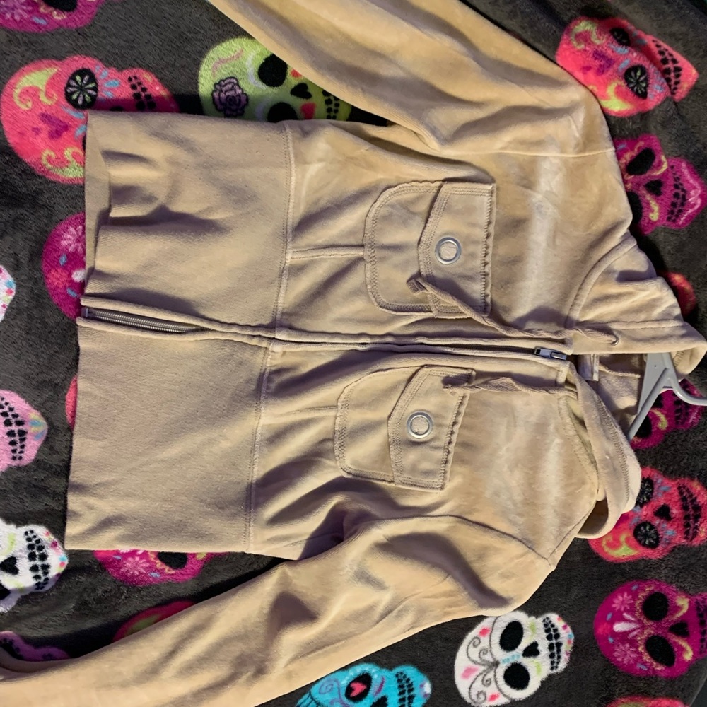 perfect condition,comfy and gives confidence